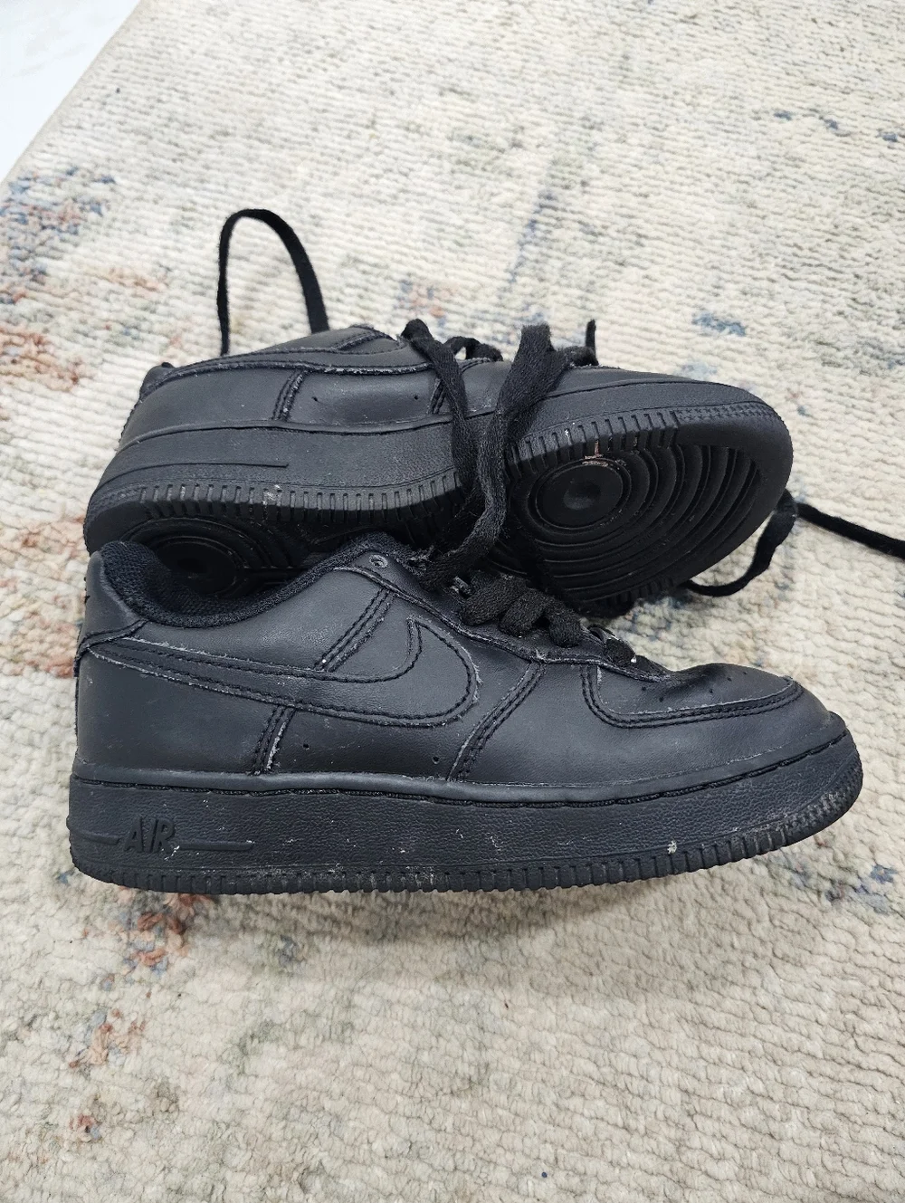 Nike Air Force 1 Black‎ Sneakers Size 2 youth